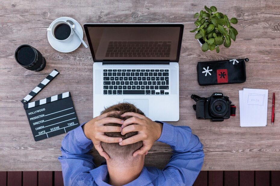 Burnout: Entenda o que é e como evitar em Bem Estar Emocional Burnout: Entenda o que é e como evitar